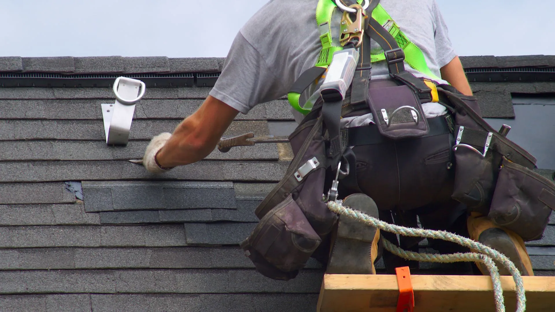 Roof Repair Specialist for Your Home in Riverside