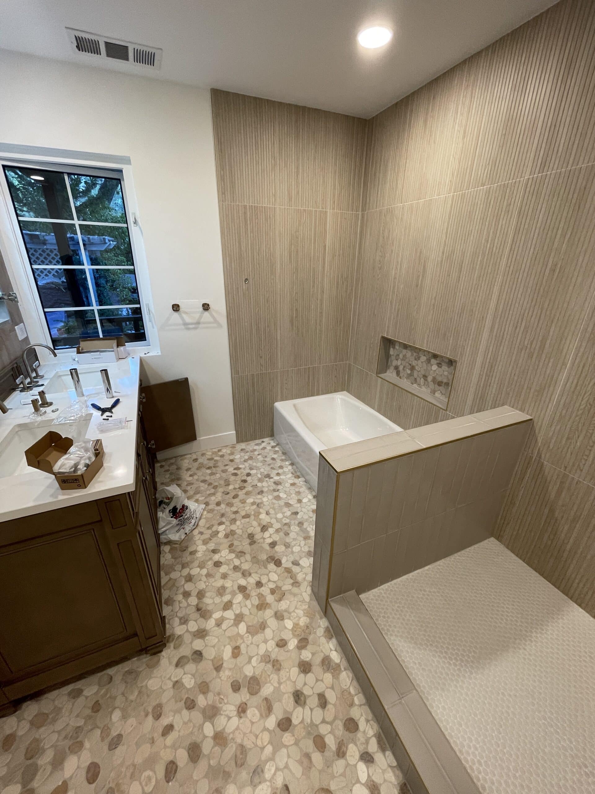 Bathroom remodeling project in Los Angeles