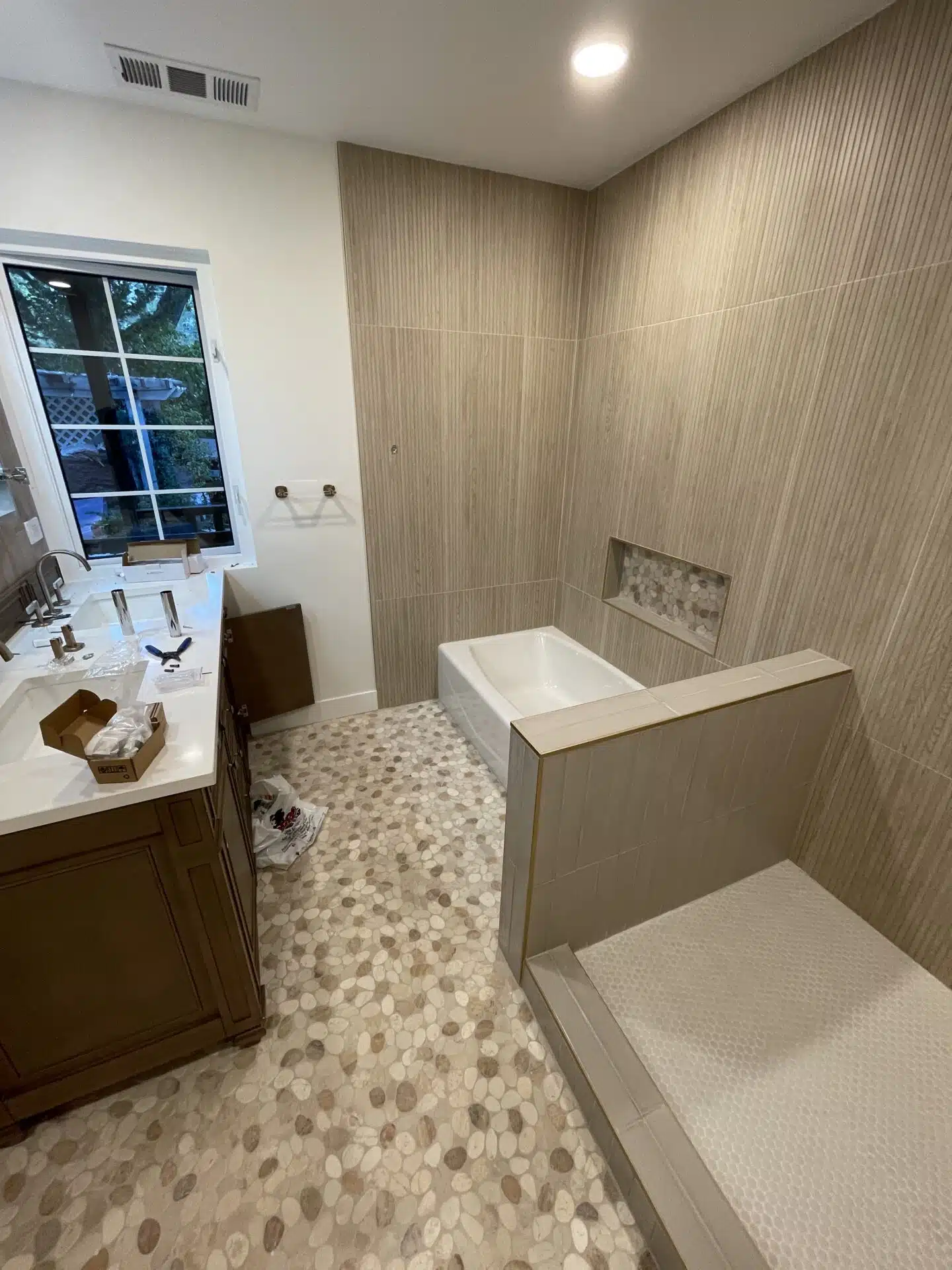 Bathroom remodeling project in Los Angeles